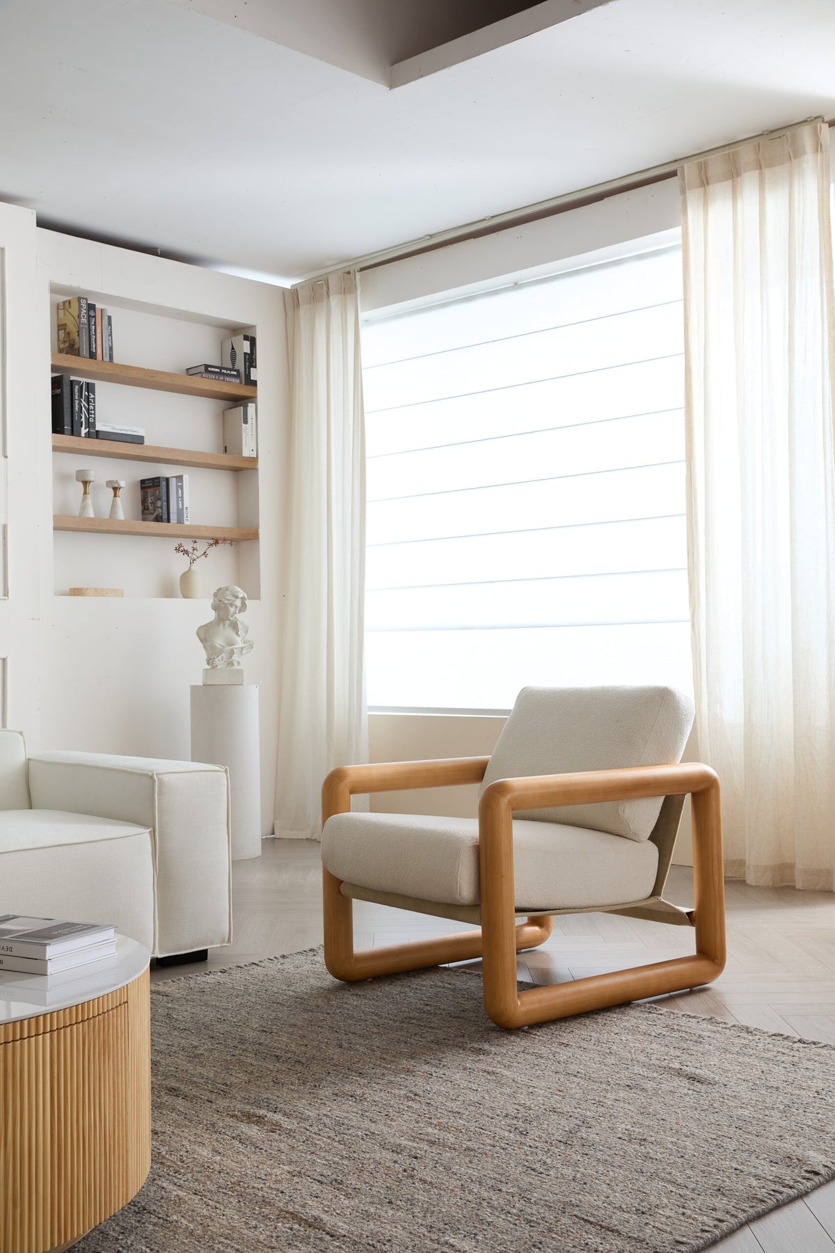 Modern Solid Wood Frame Single Sofa Chair – Sherpa Fabric, Minimalist Design for Living Room & Study