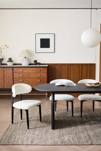Curved Leg Oval Dining Table – 2 Color Options & 3 Sizes (Natural Wood/Black)