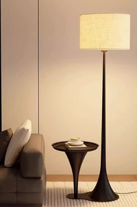 2-in-1 Floor Lamp with Tray Table – Modern Standing Lamp with Side Table for Living Room & Bedroom