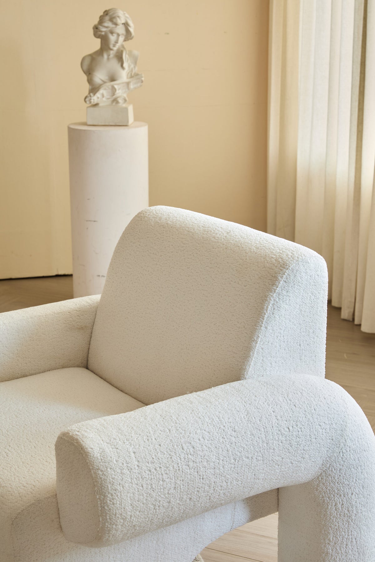 Modern Artistic Single Sofa Chair – White Sherpa Fabric, Creative Shape for Living Room & Leisure Area