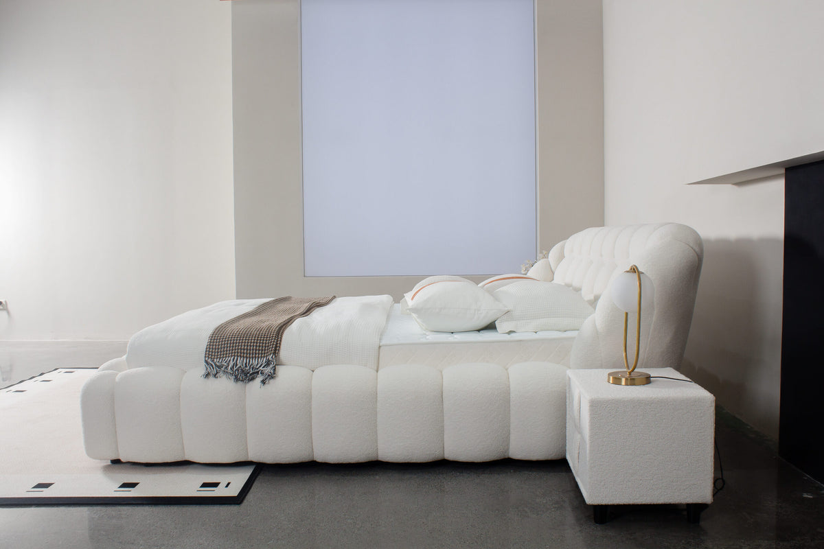 Bubble Tufted Platform Bed – Lamb Wool Upholstered Bed Available in Queen (60×80in) & King (76×80in) Frame Sizes