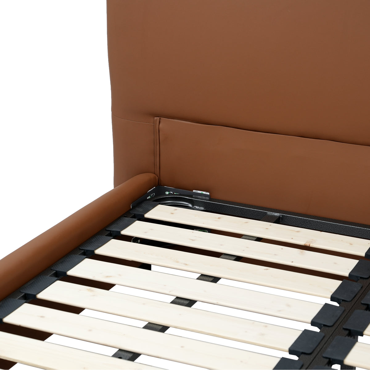 Modern Queen And King Size Leather Bed with Wood Frame