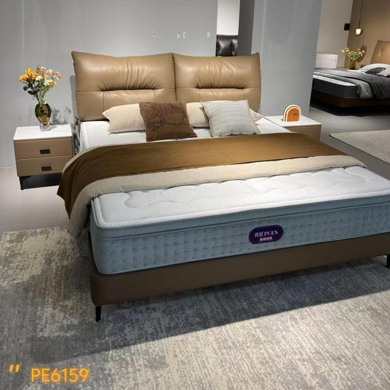 Sienna Luxe Leather Bed#32