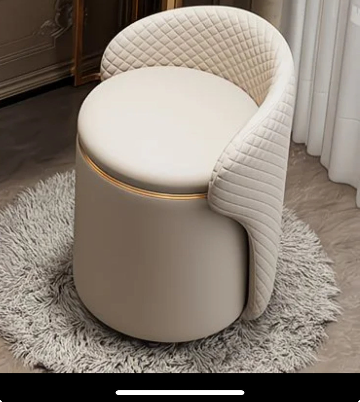 Makeup stool