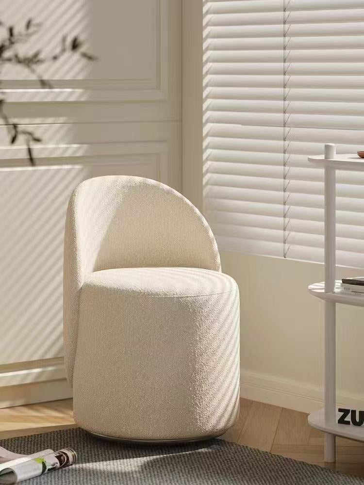 Makeup chair