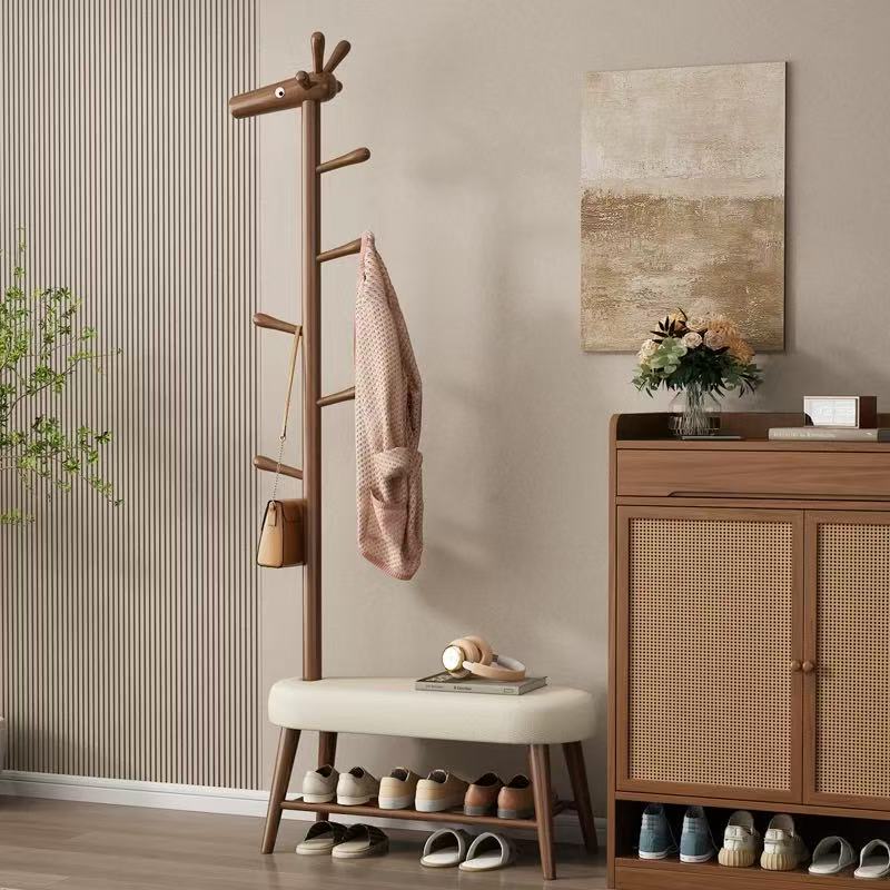 GiraffeLodge Entry Bench Rack