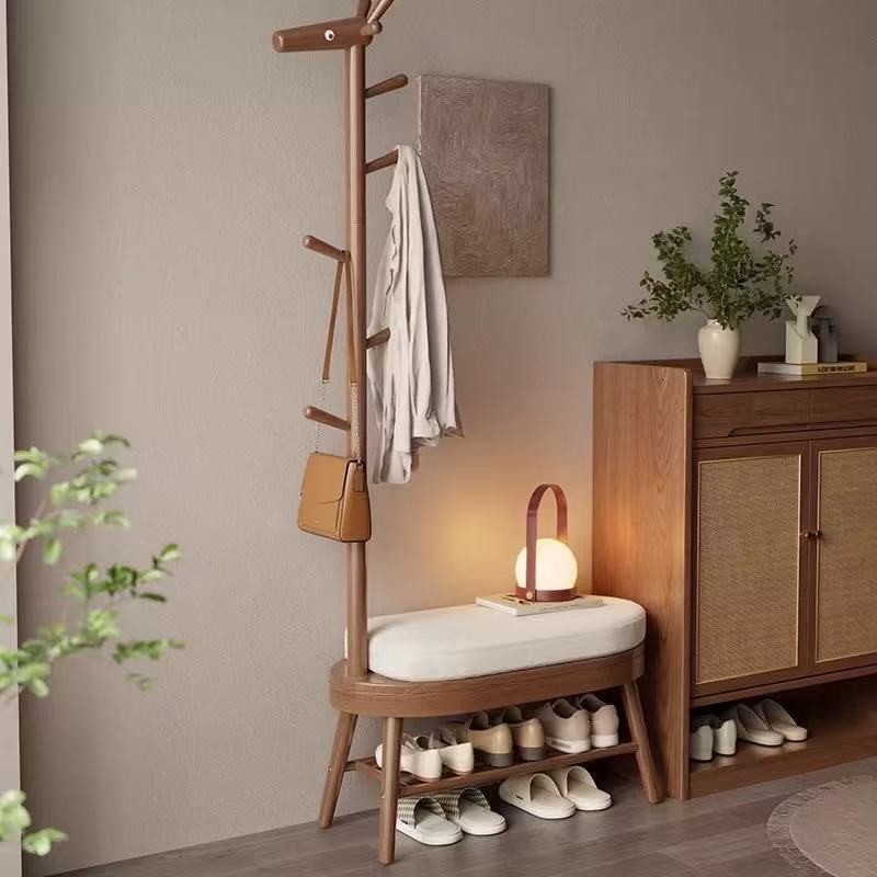 GiraffeLodge Entry Bench Rack