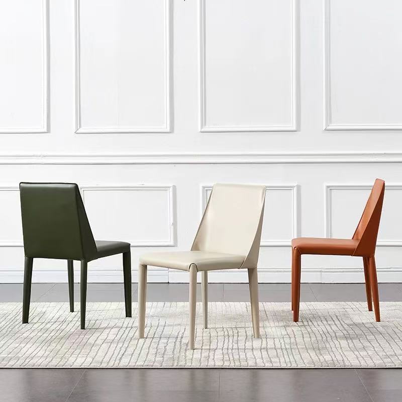 Saddle Luxe Dining Chair
